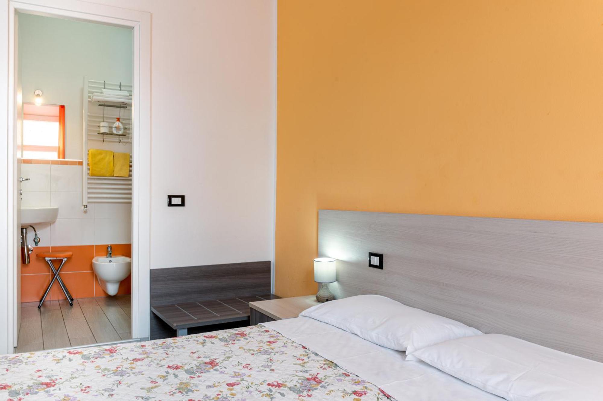 フォッローニカ La Casa Di Bianca Bed & Breakfast エクステリア 写真