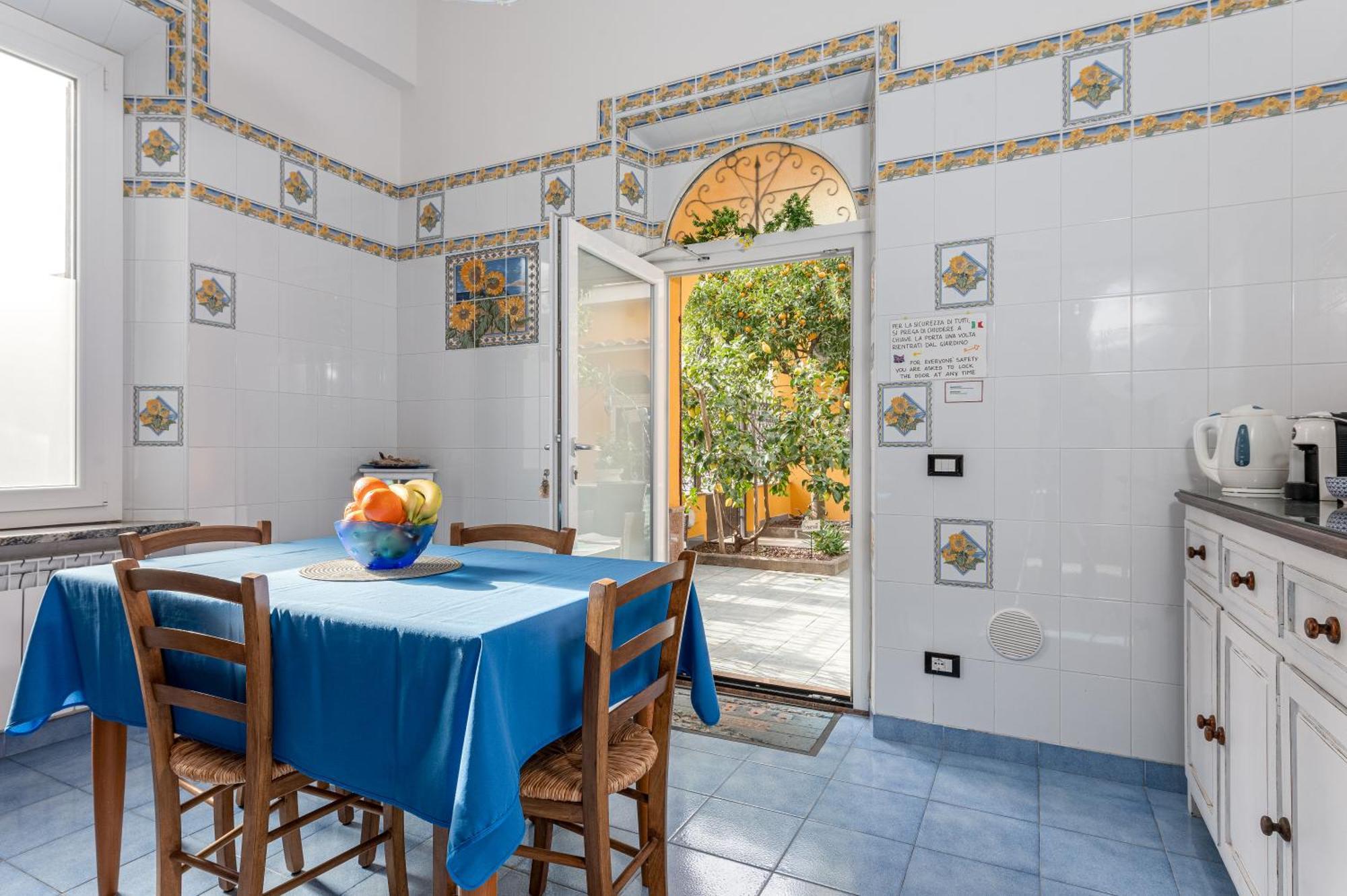 フォッローニカ La Casa Di Bianca Bed & Breakfast エクステリア 写真
